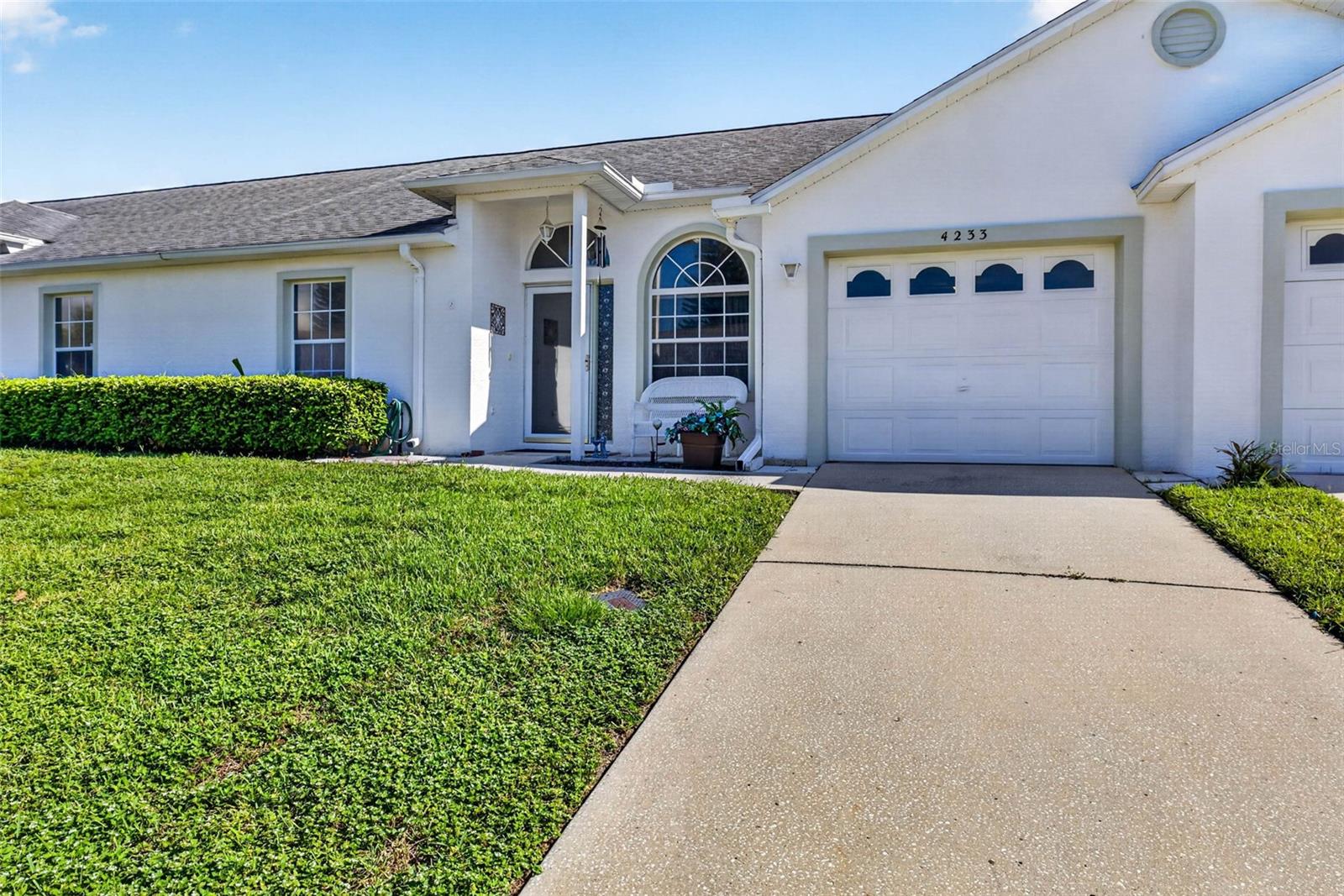 4233 Avanti Circle — photo