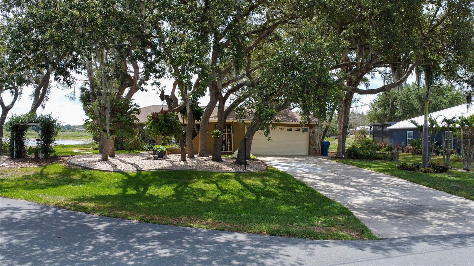 268 Eastpoint Court — photo