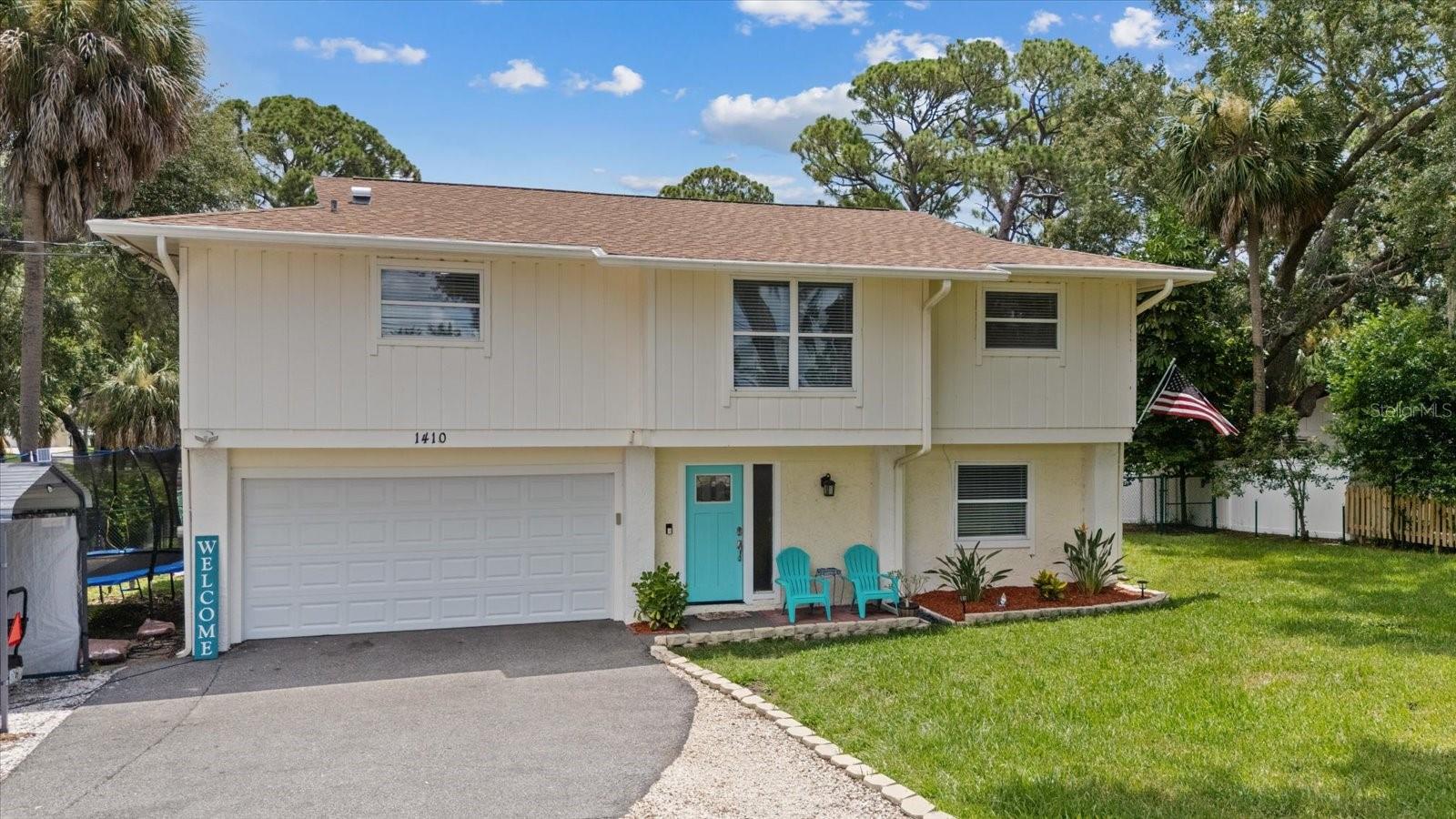 1410 Riverside Drive — photo