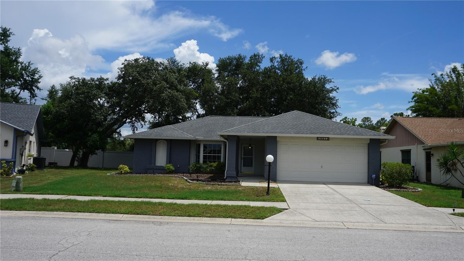 10512 Tapestry Drive — photo