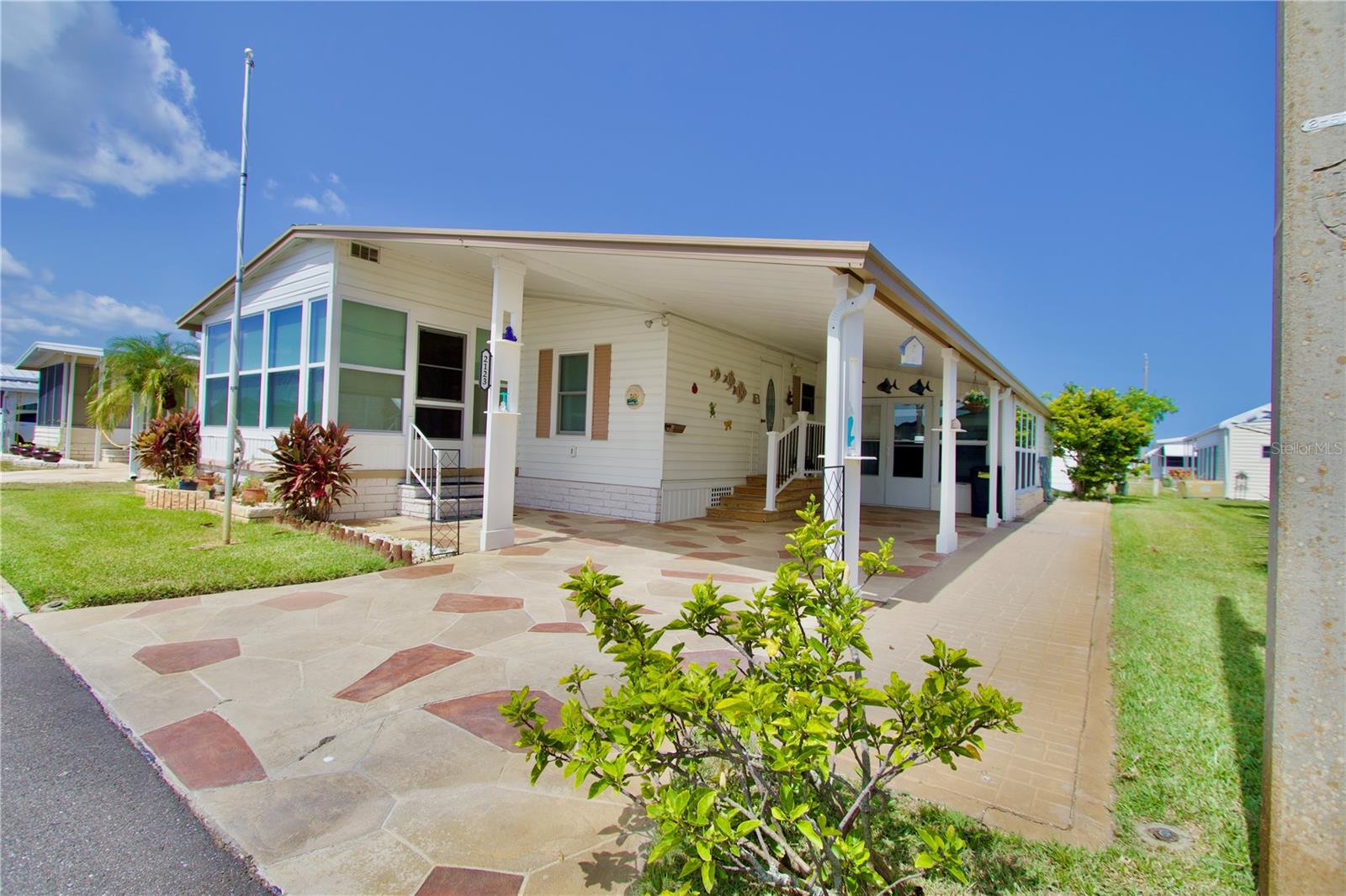 2123 Oahu Drive — photo