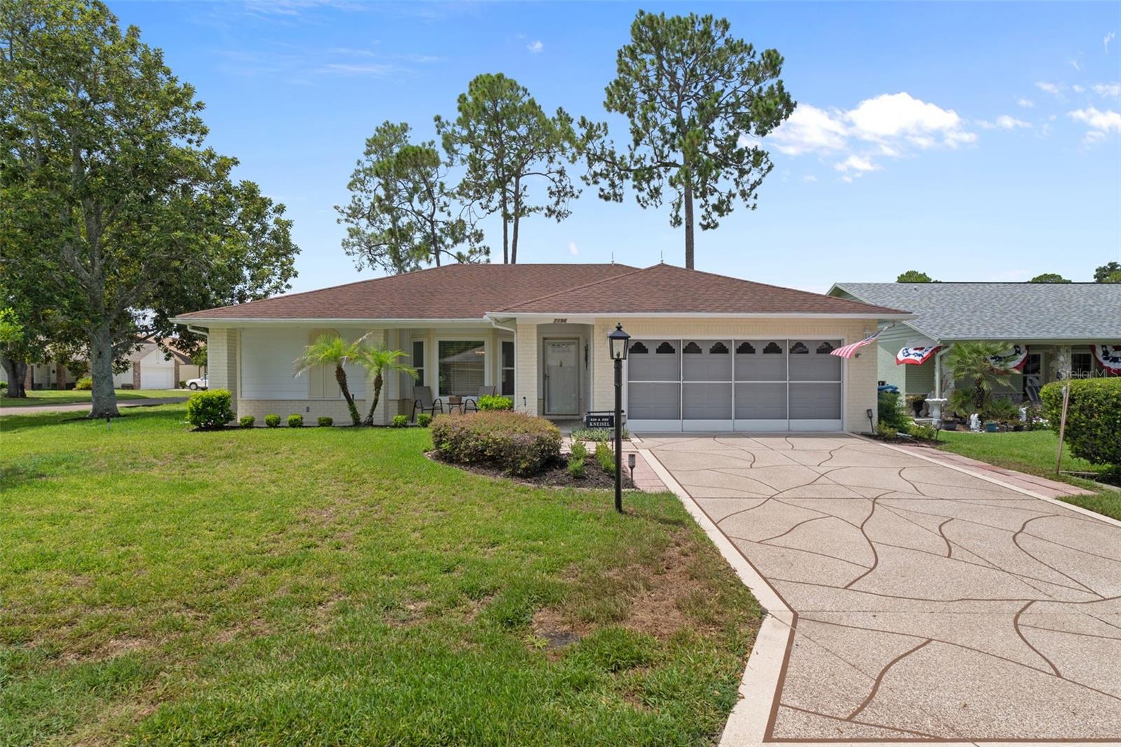 7196 Crown Oaks Drive — photo