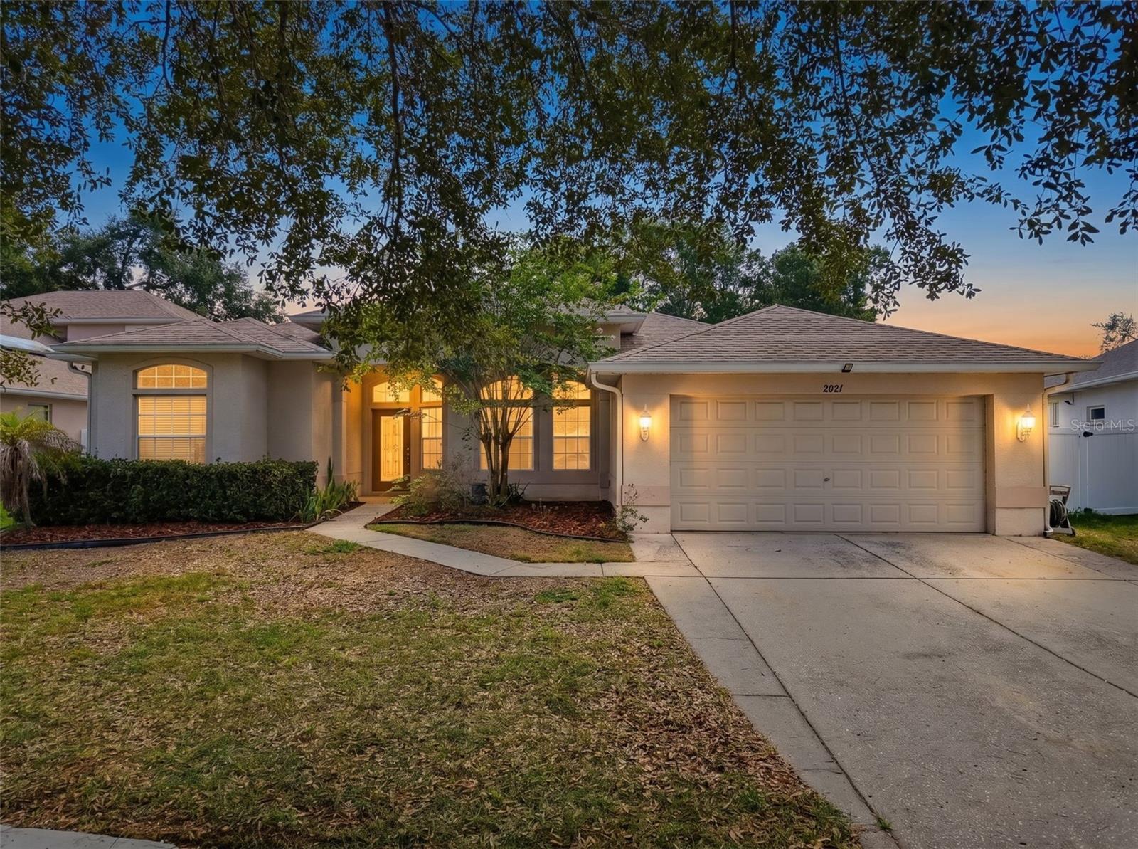 2021 Rutherford Drive — photo