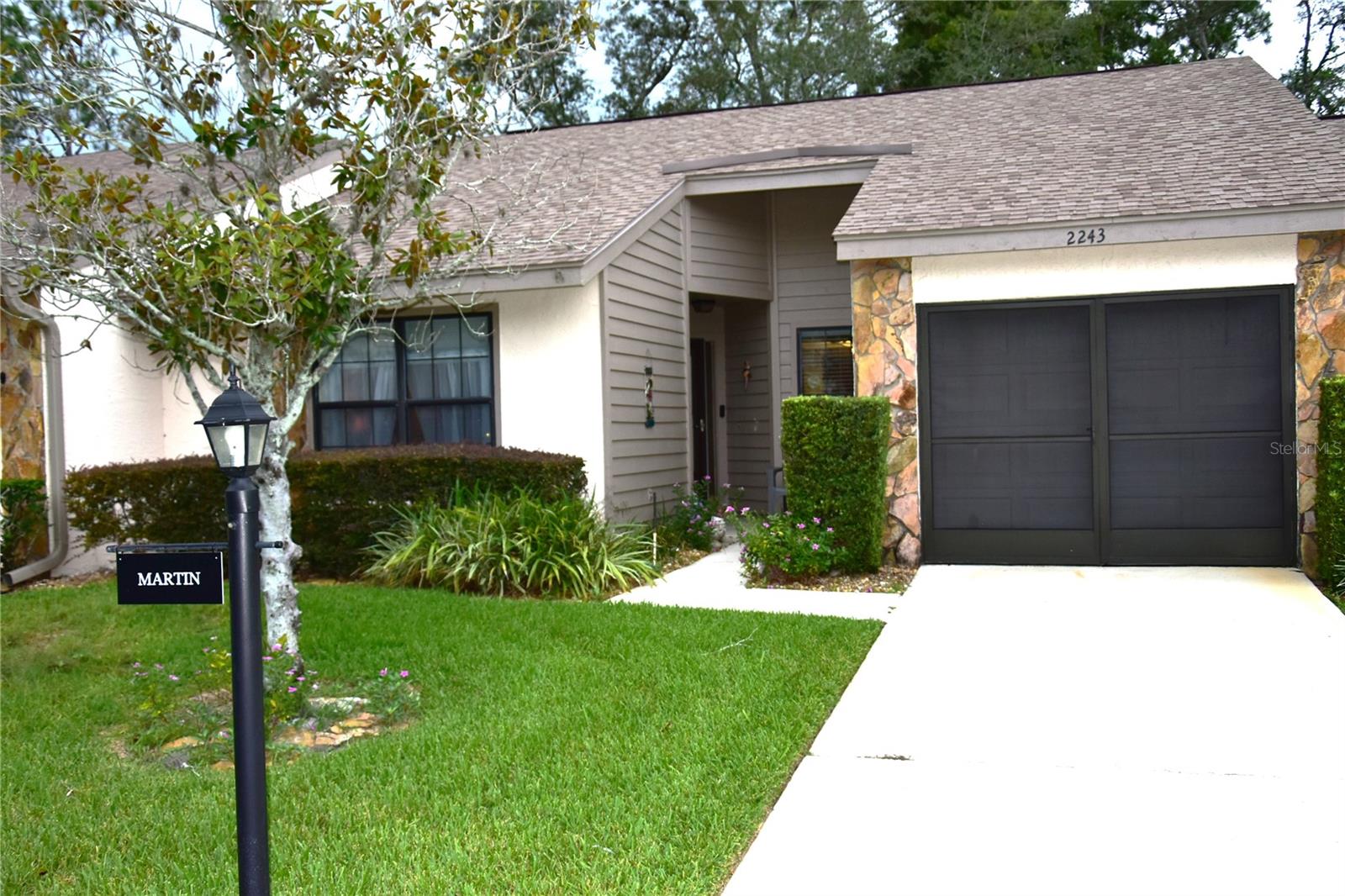 2243 Wyndam Drive — photo