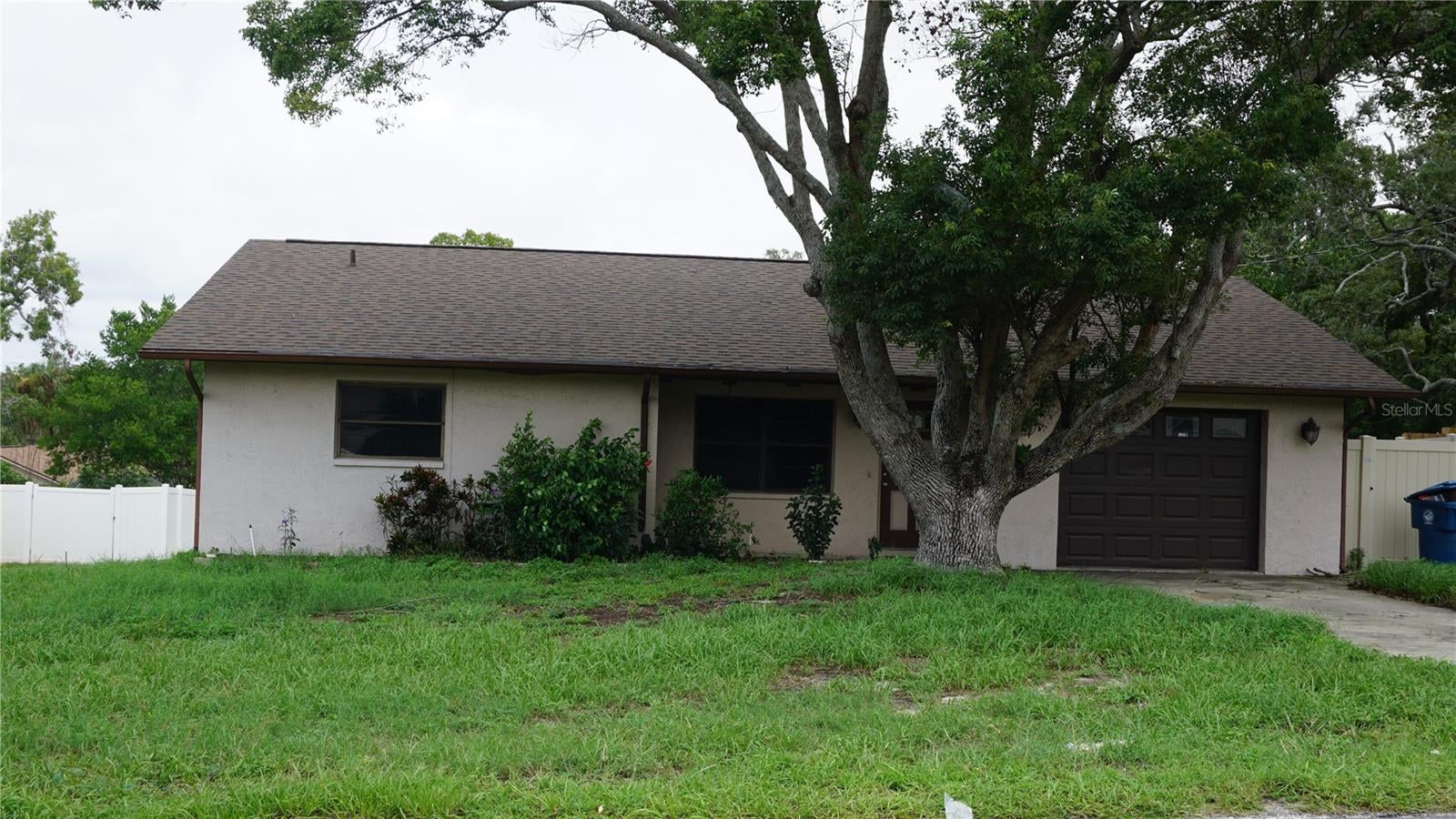 6001 Waycross Drive — photo