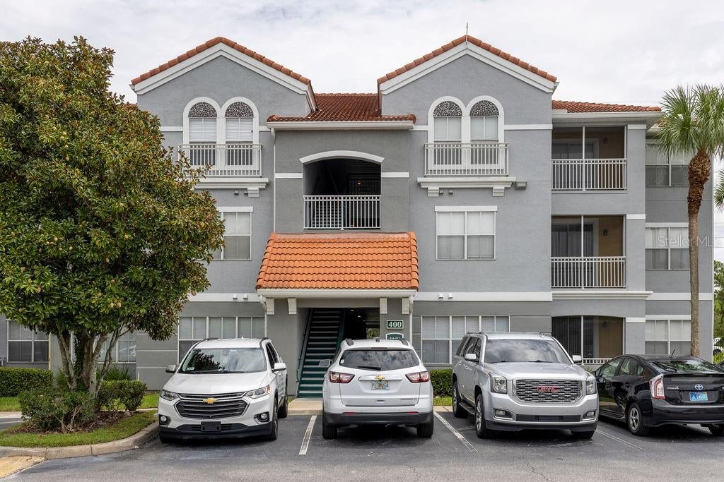 18001 Richmond Place Drive 427 — photo