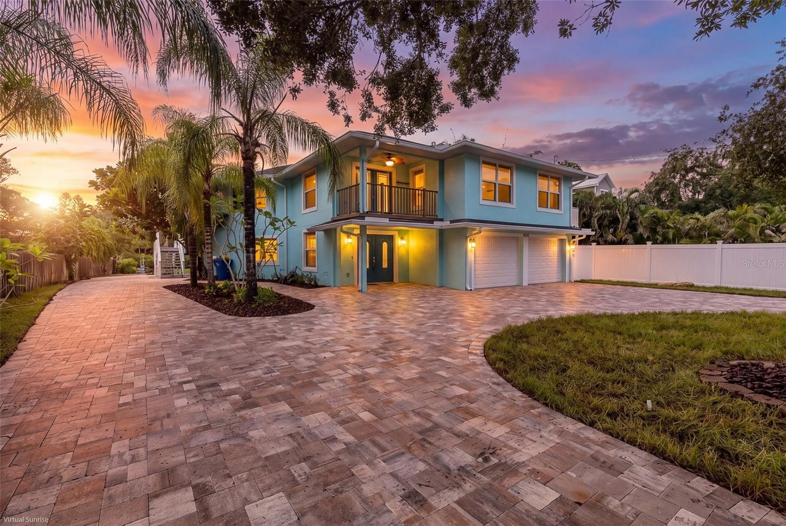 2030 Gulfview Drive — photo