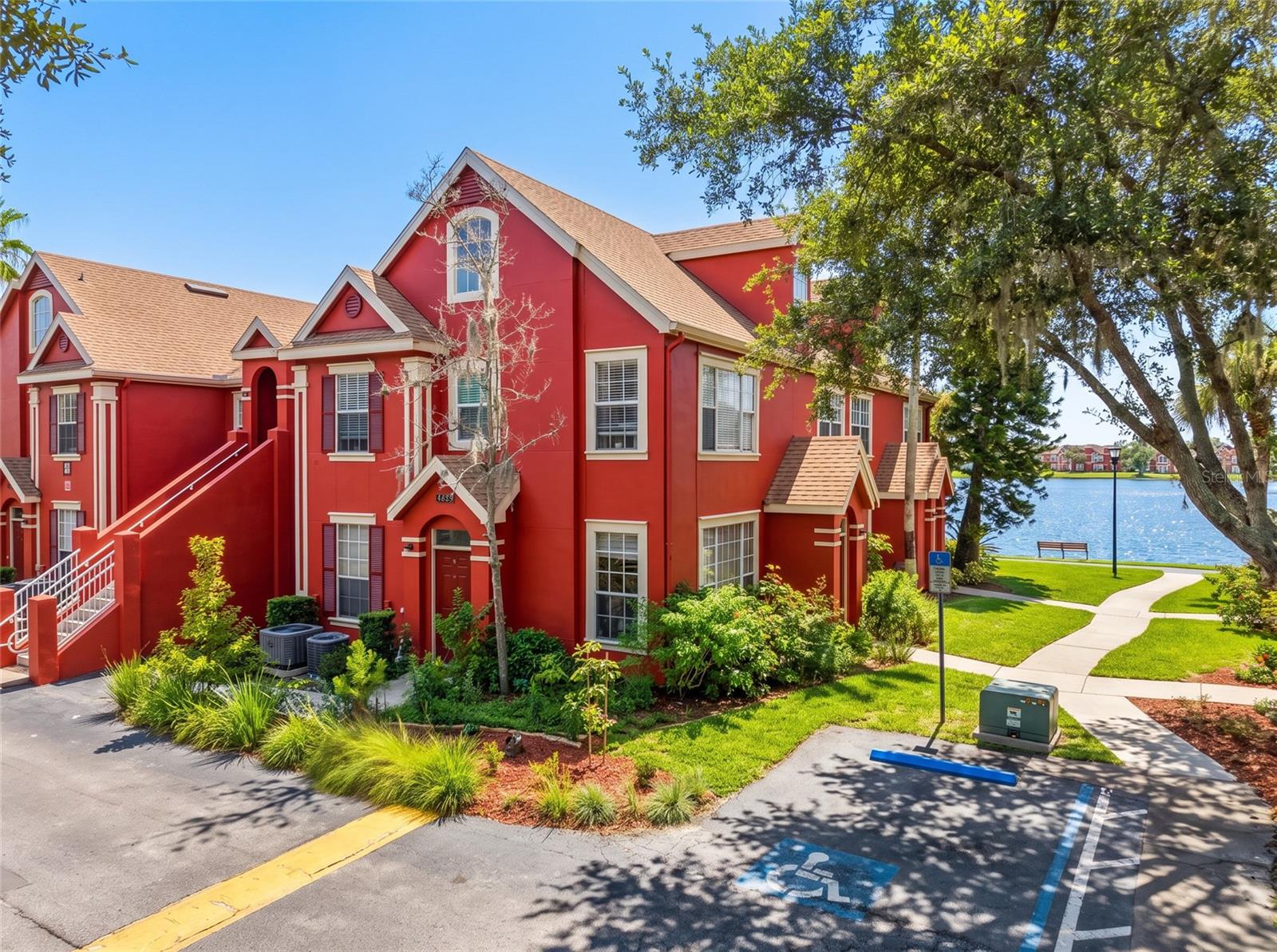 9186 Lake Chase Island Way — photo