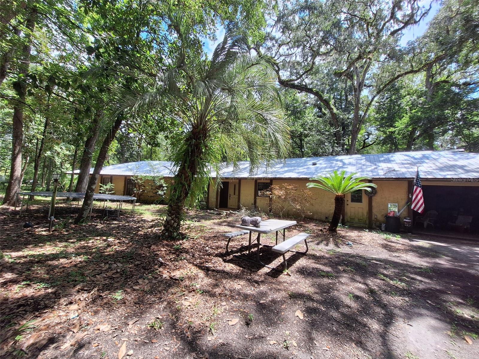 11304 Royal Drive — photo
