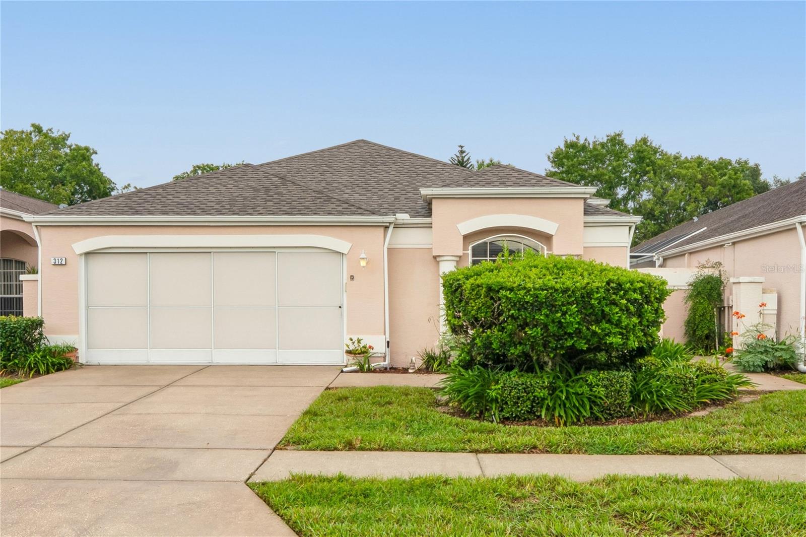 312 Royal Palm Way — photo