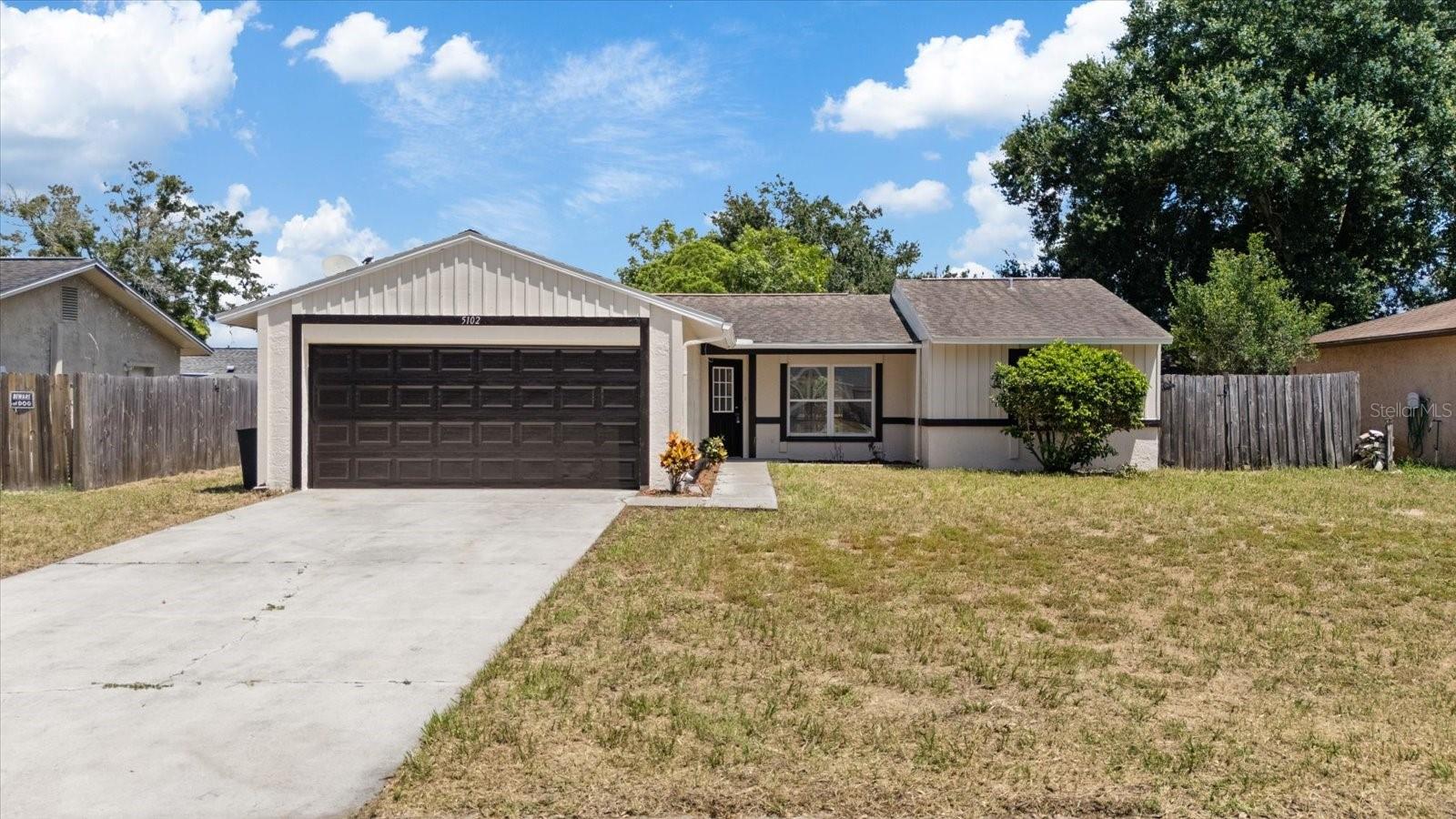5102 Meadowlark Lane — photo