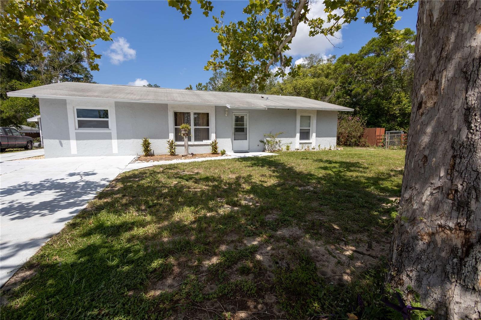 8301 Weeping Willow Street — photo