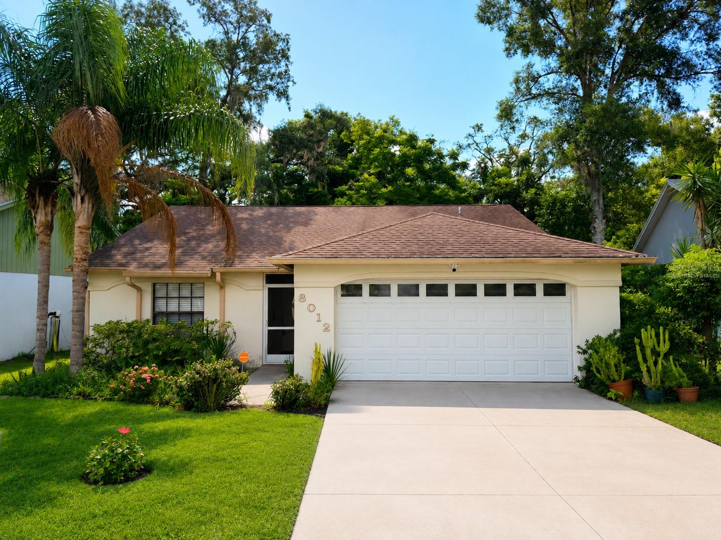 8012 Lansing Drive — photo