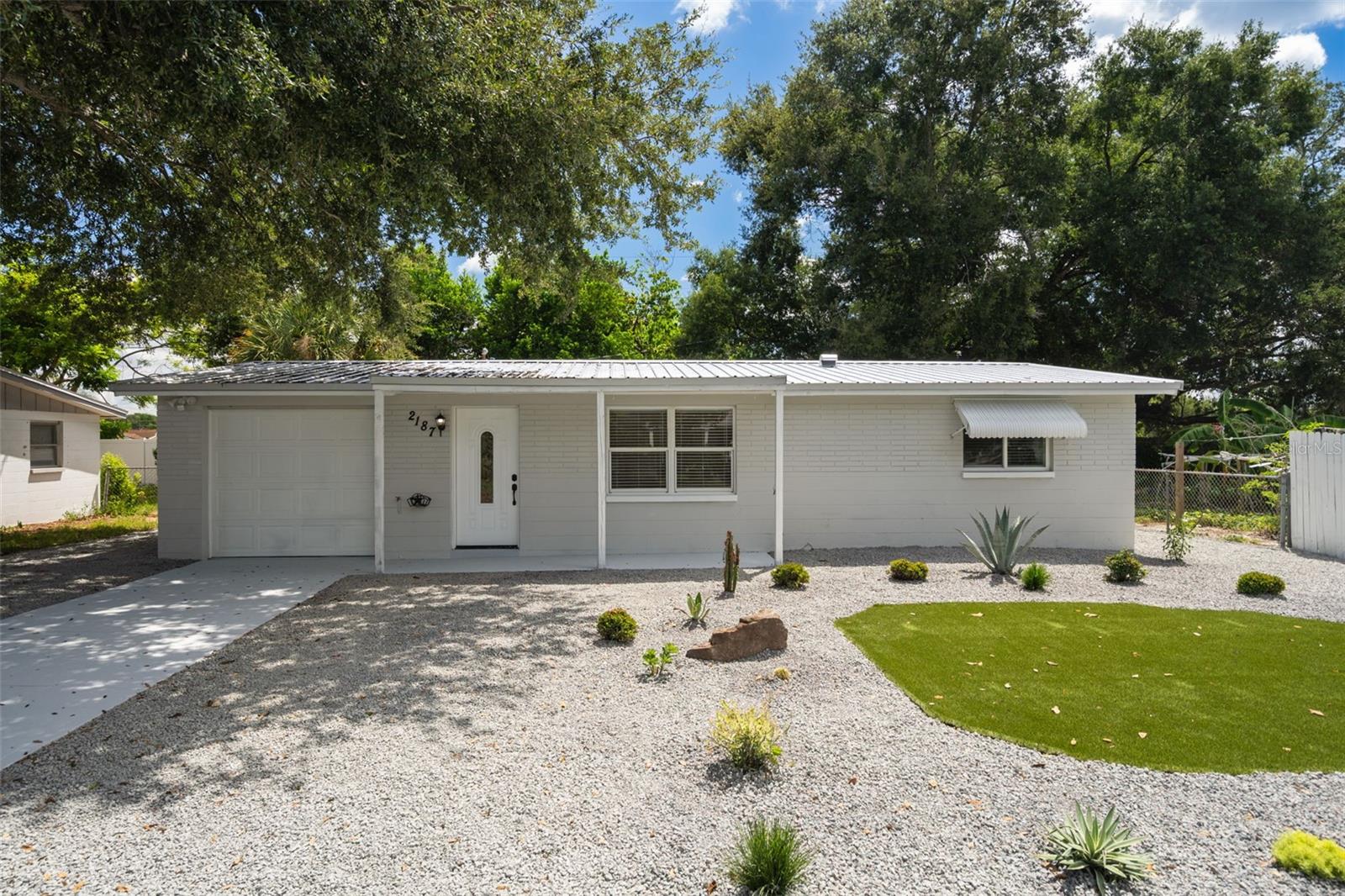 2187 Dixie Garden Loop — photo