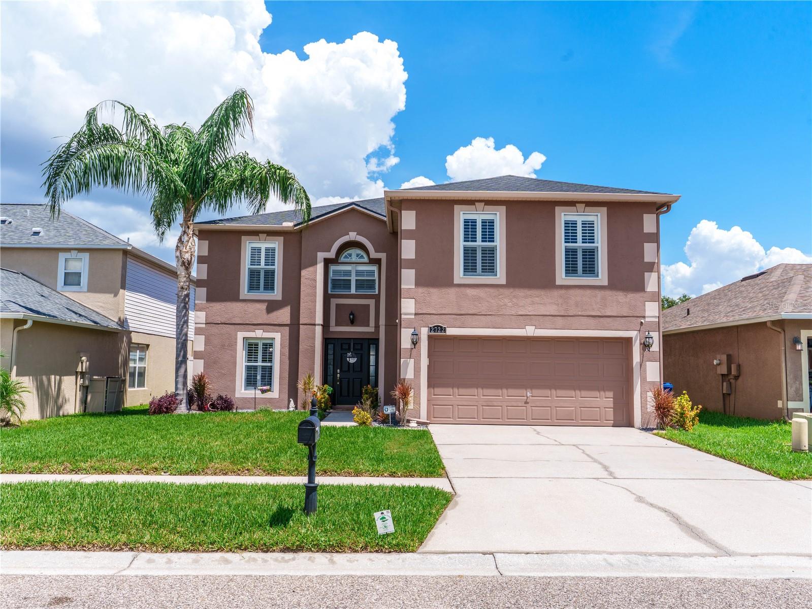2722 Heathgate Way — photo