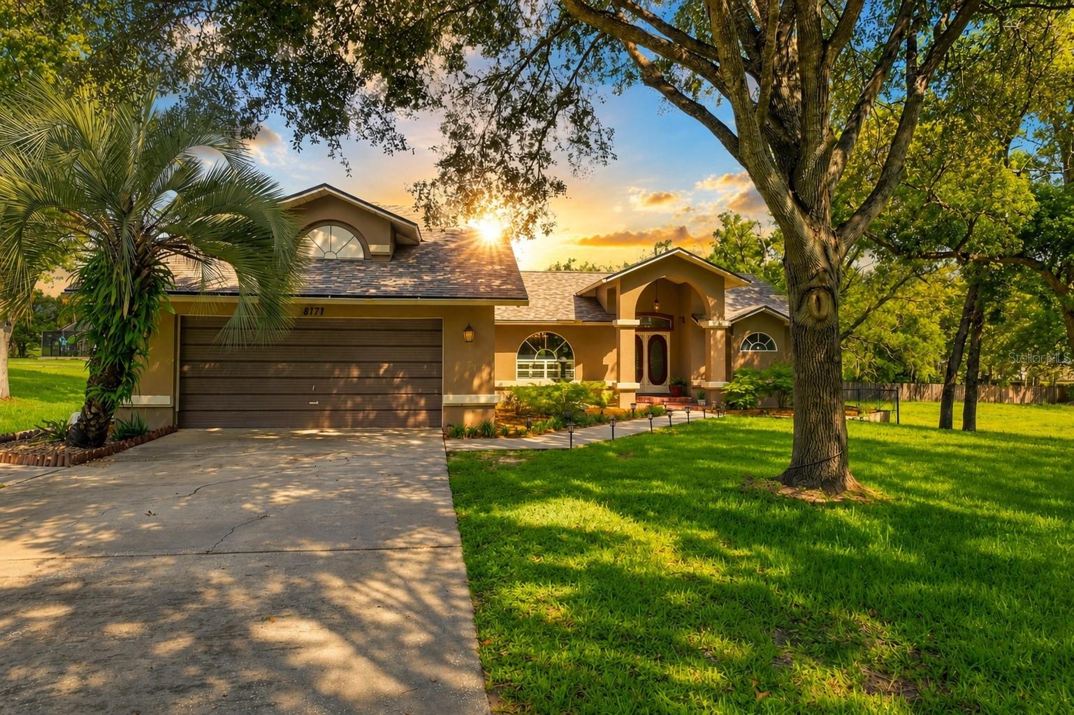8171 Chaucer Drive — photo