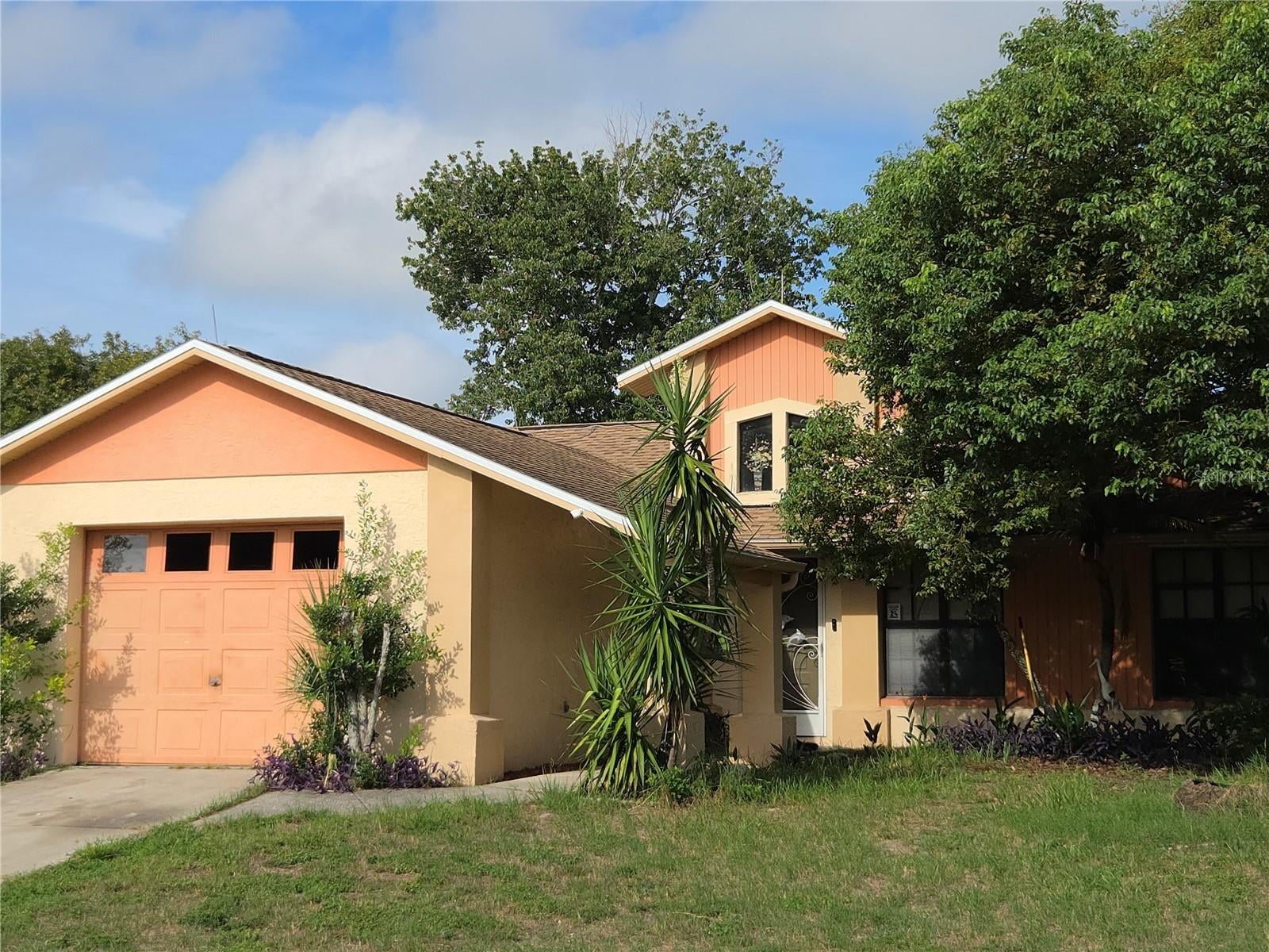 8120 Golden Bear Loop — photo