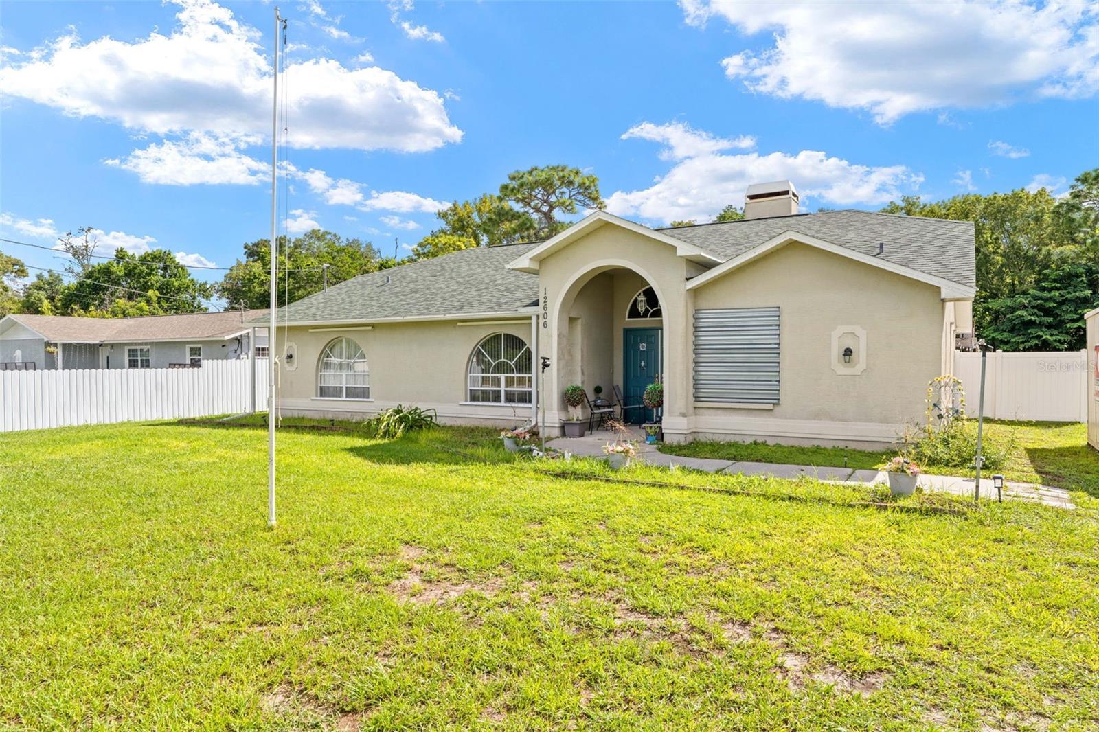 12606 Litewood Drive — photo
