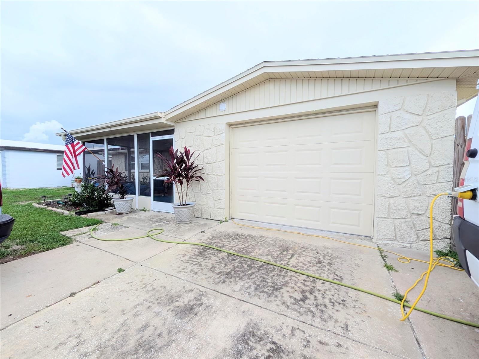 3748 Redwood Drive — photo