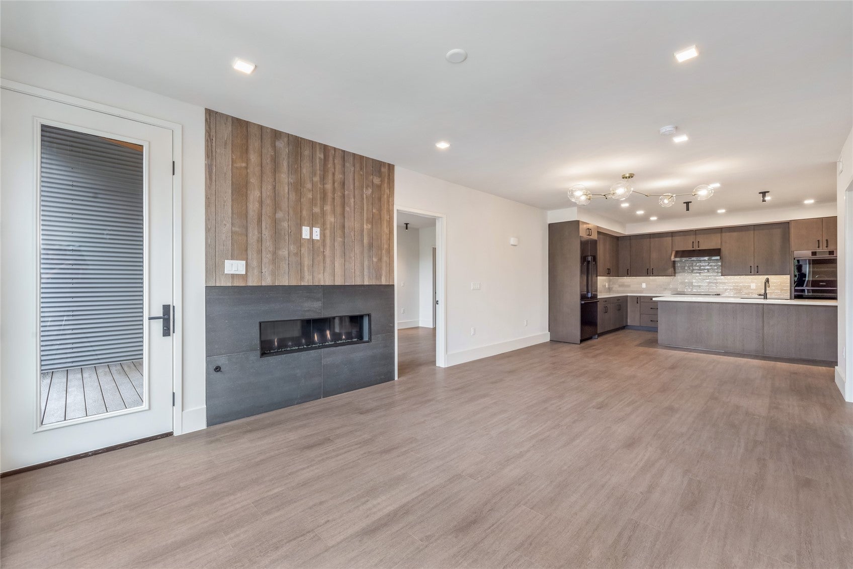80 W Main Street 206 — photo