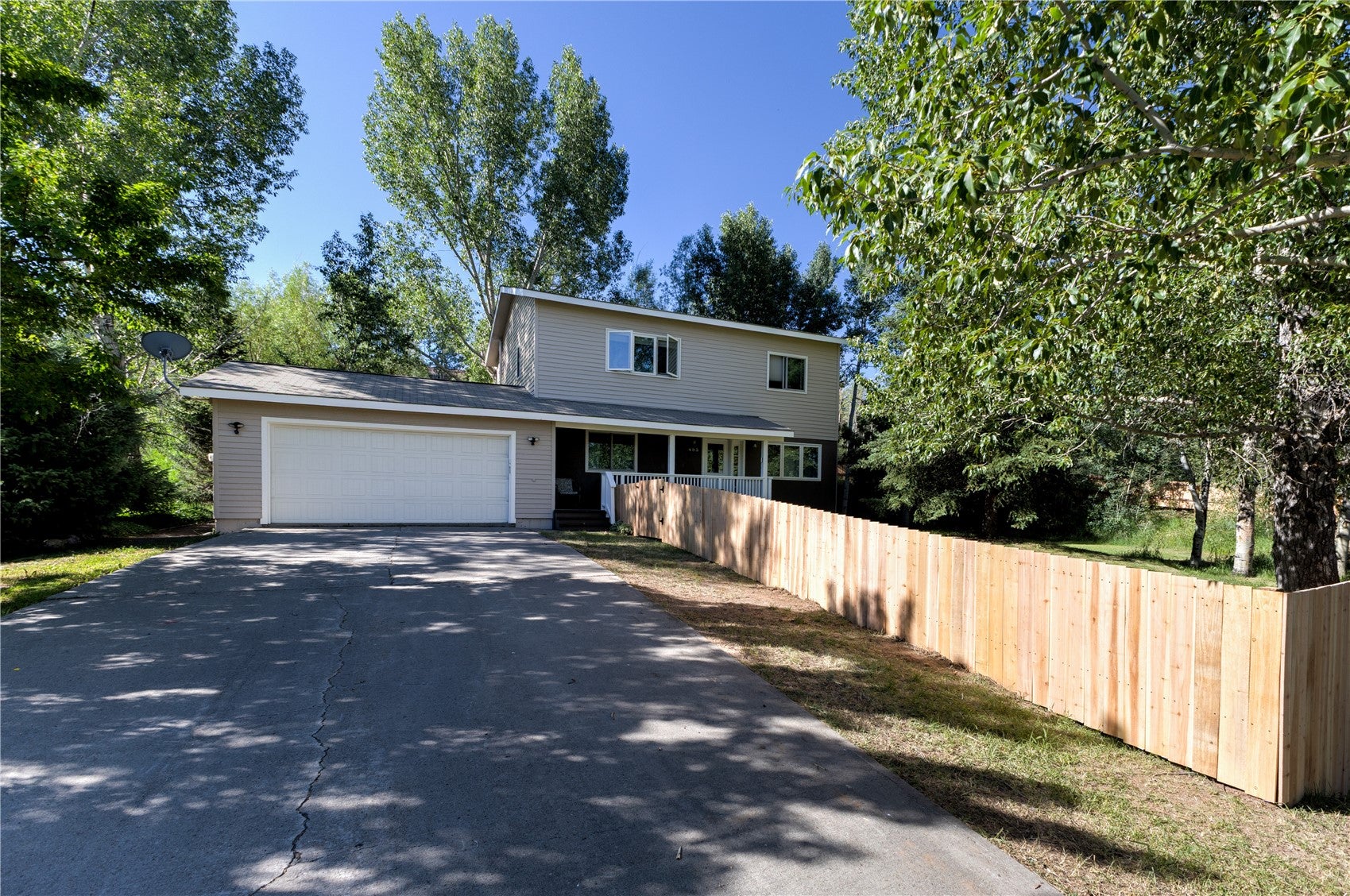 485 Amethyst Drive — photo