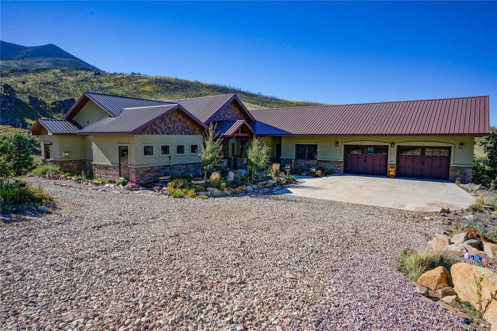 1833 Yellowstone Creek Rd — photo
