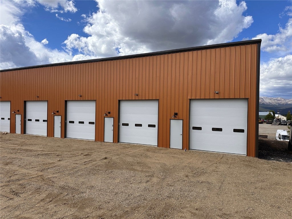421 US Highway 24 B, E, F — photo