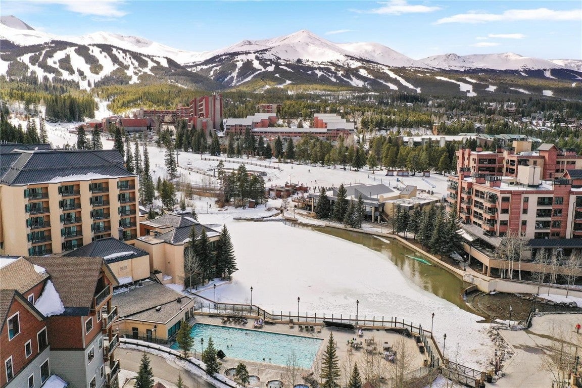 600 S Main Street 4406 — photo
