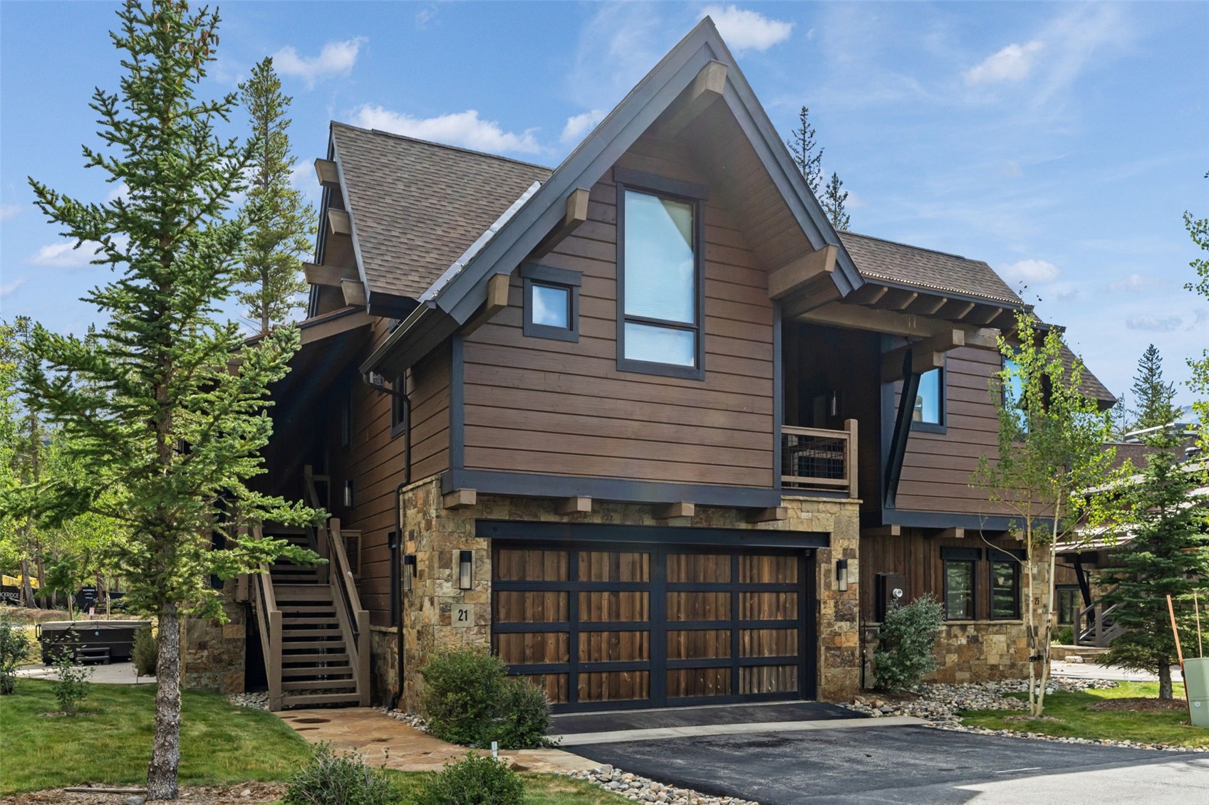 21 Union Trail — photo