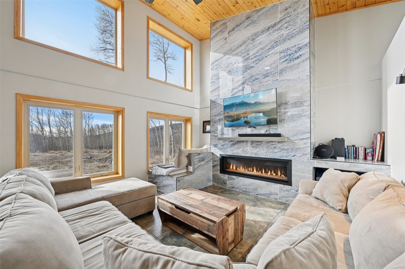 1499 Sheep Ridge Road — photo