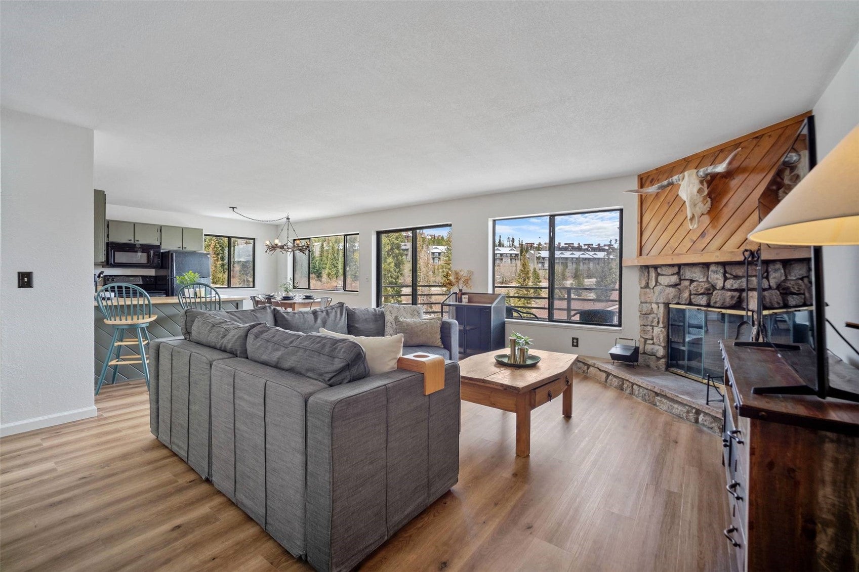 9876 Ryan Gulch Road F-206 — photo