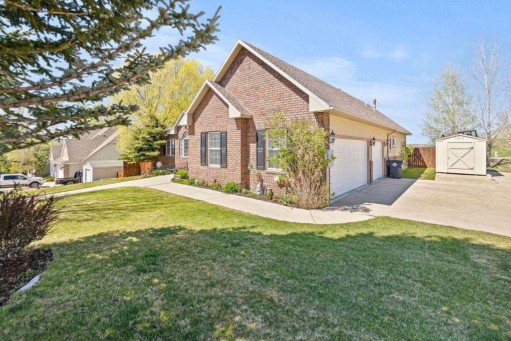 Home in Craig, CO 81625 — photo 2