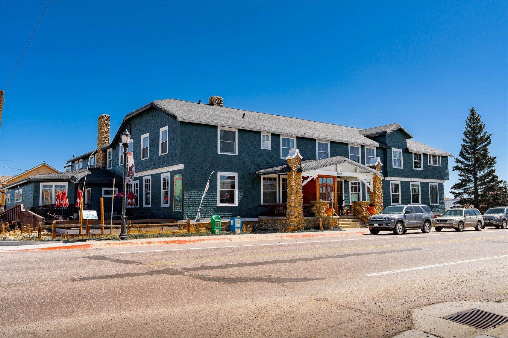 500 Main Street — photo