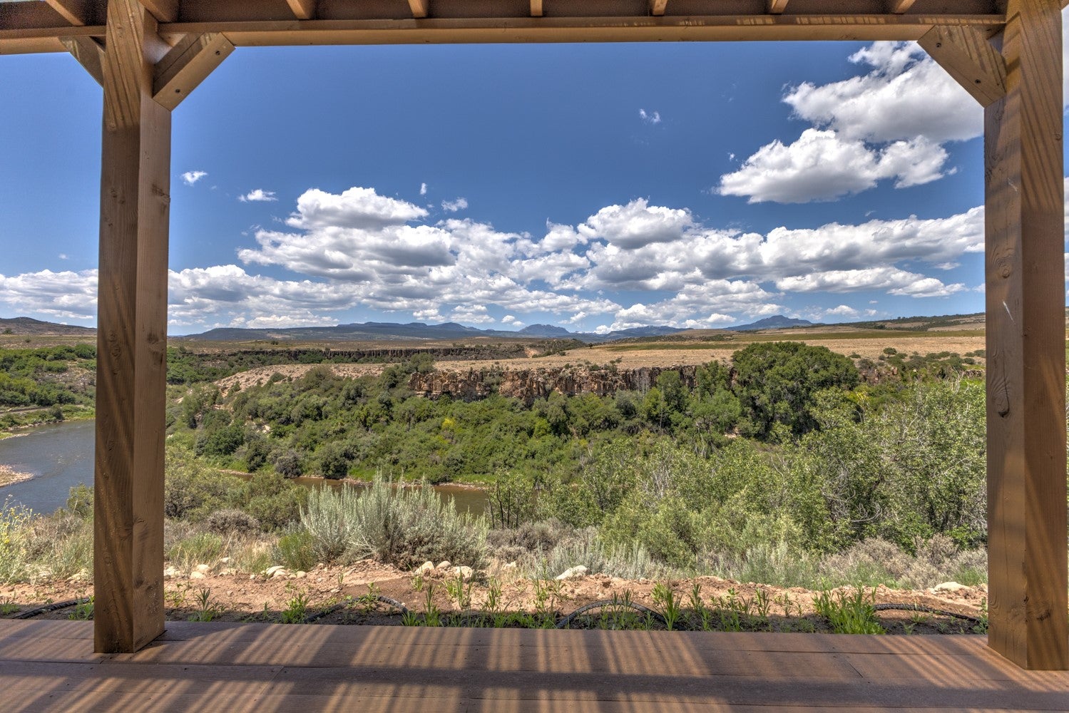 25511 Colorado River Road — photo