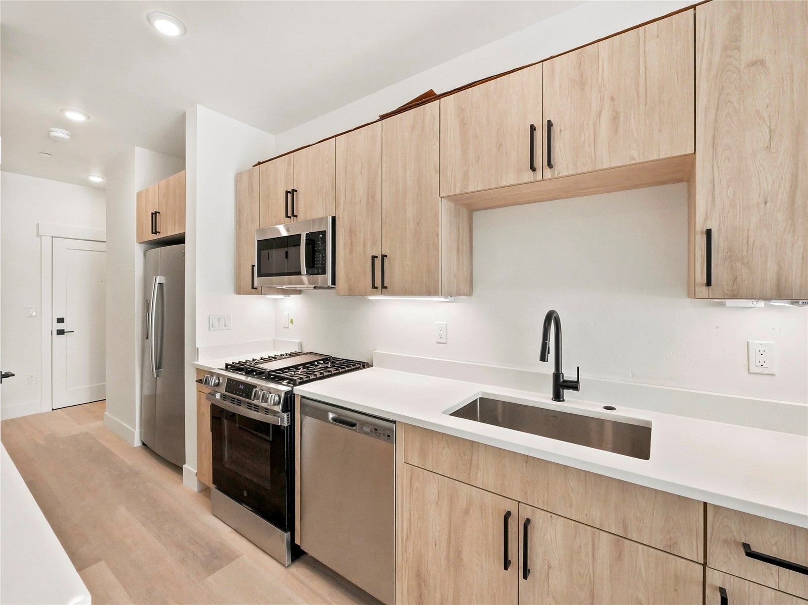 740 Blue River Parkway E9 — photo