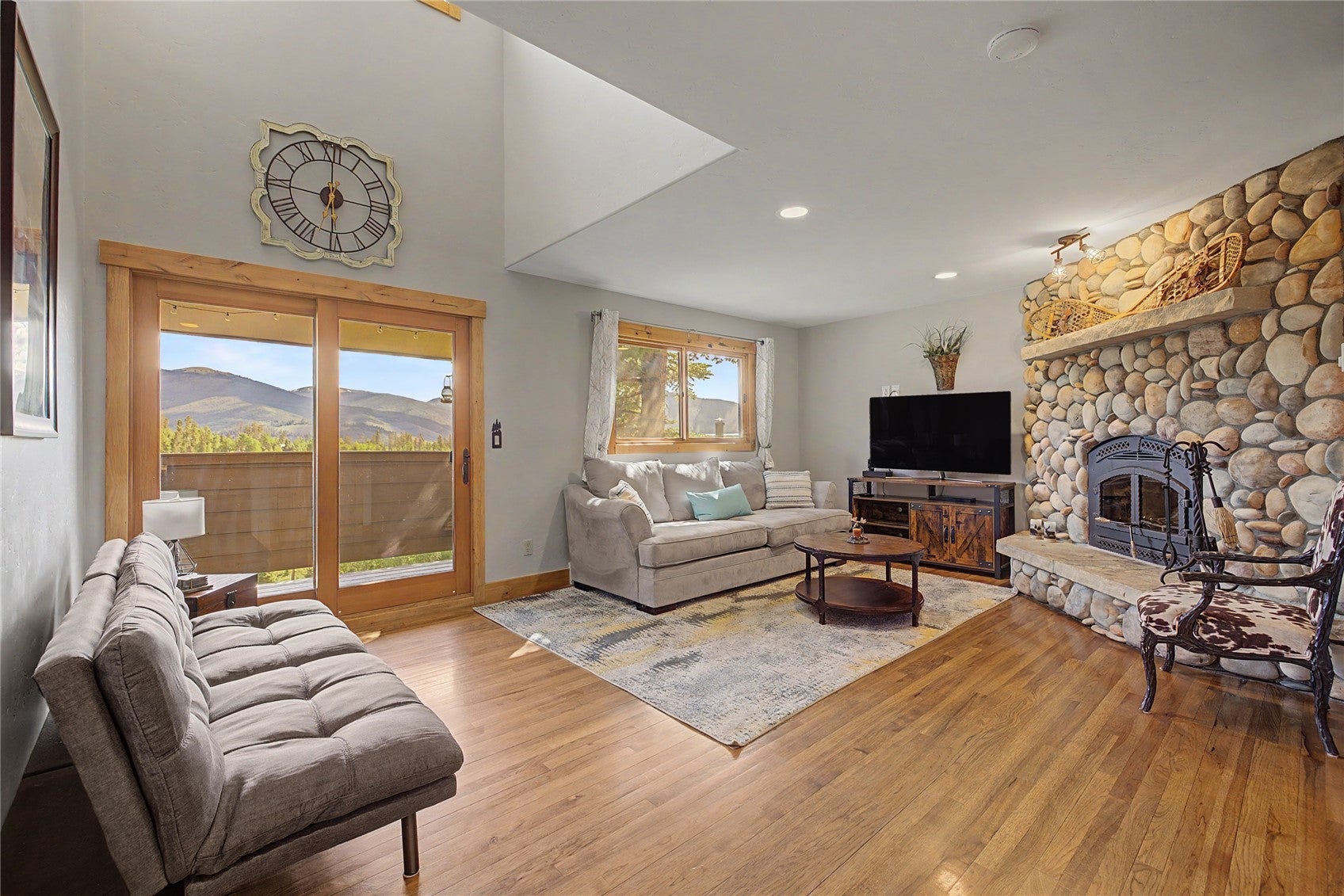 6726 Ryan Gulch Road 6726 — photo