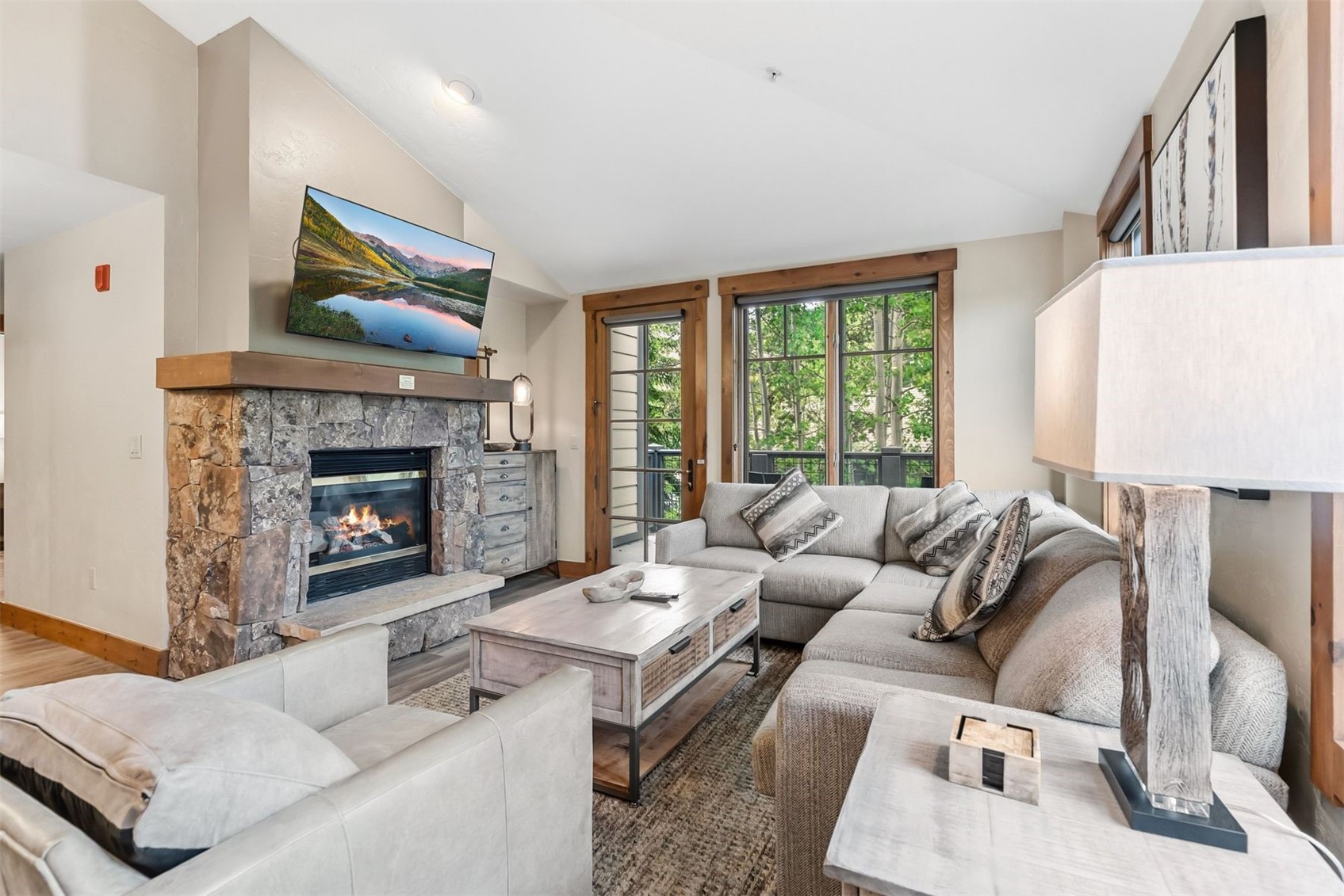 35 Mountain Thunder Drive 5211 — photo
