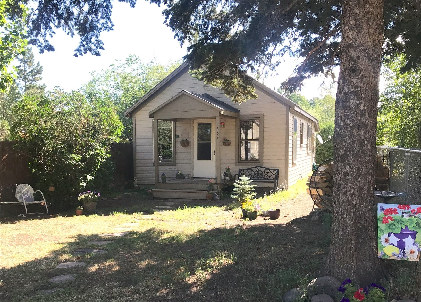 237 Main Street — photo
