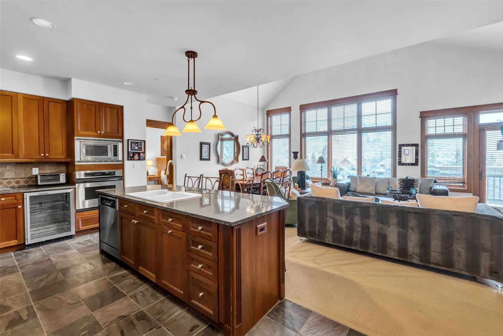 280 Trailhead Drive 3053 — photo