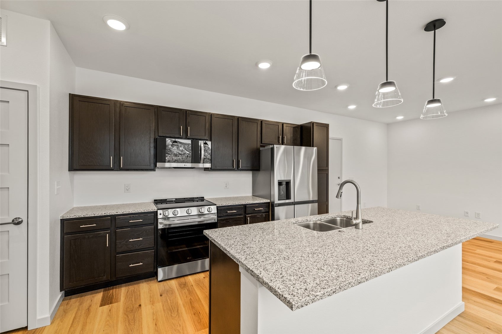 1650 Mid Valley Drive 1209 — photo