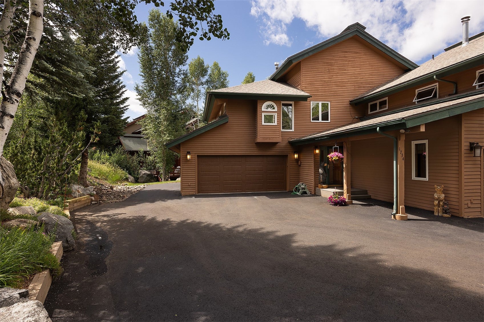 1734 Highland Way 1734 — photo