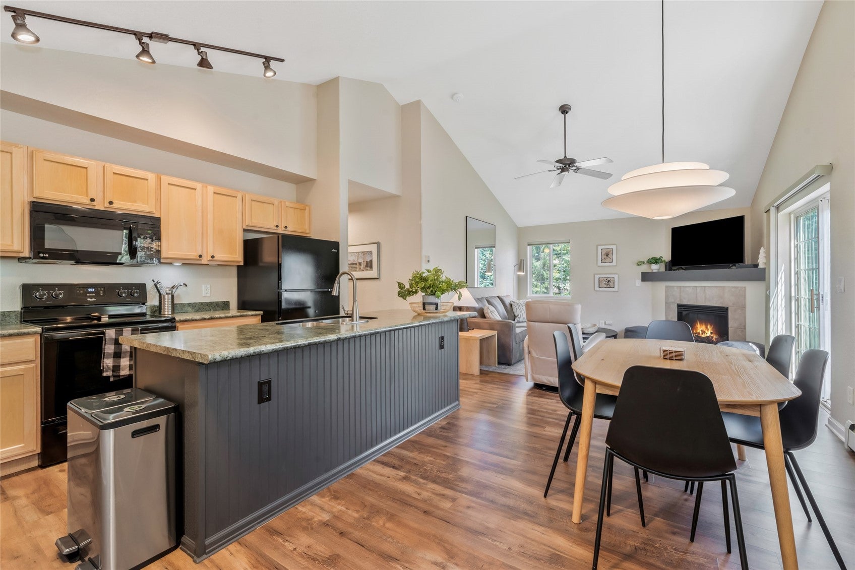 3303 Covey Circle 804 — photo
