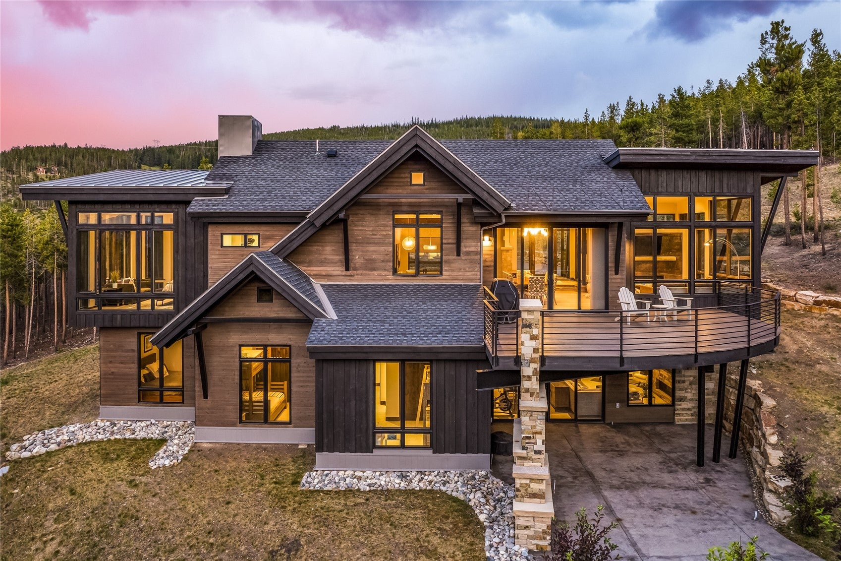 726 Discovery Hill Drive — photo