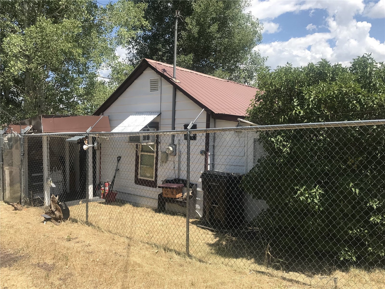 25865 Routt Street — photo