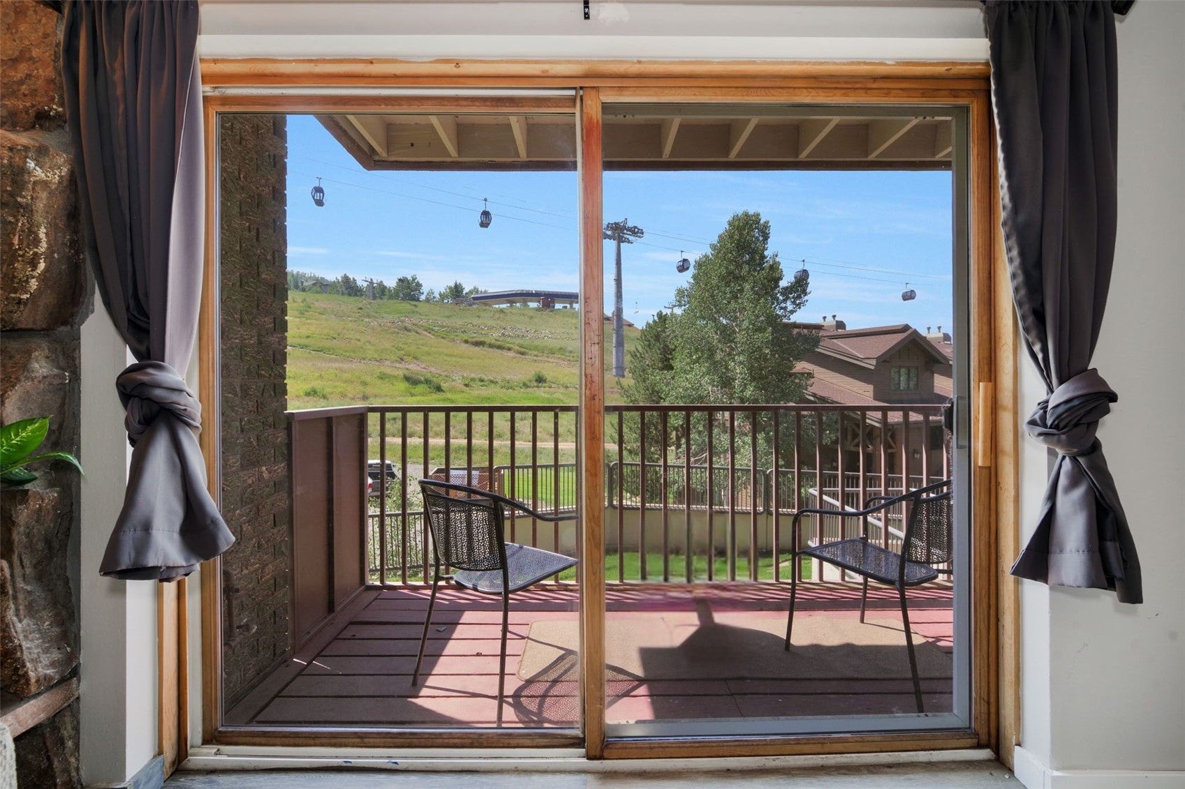 2255 Storm Meadows Drive 427 — photo