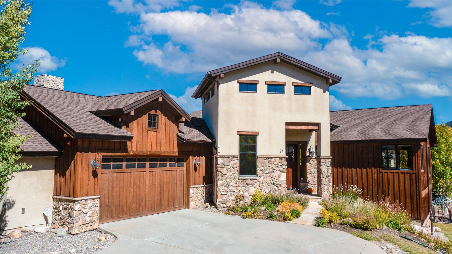 84 Snow Peak Court — photo
