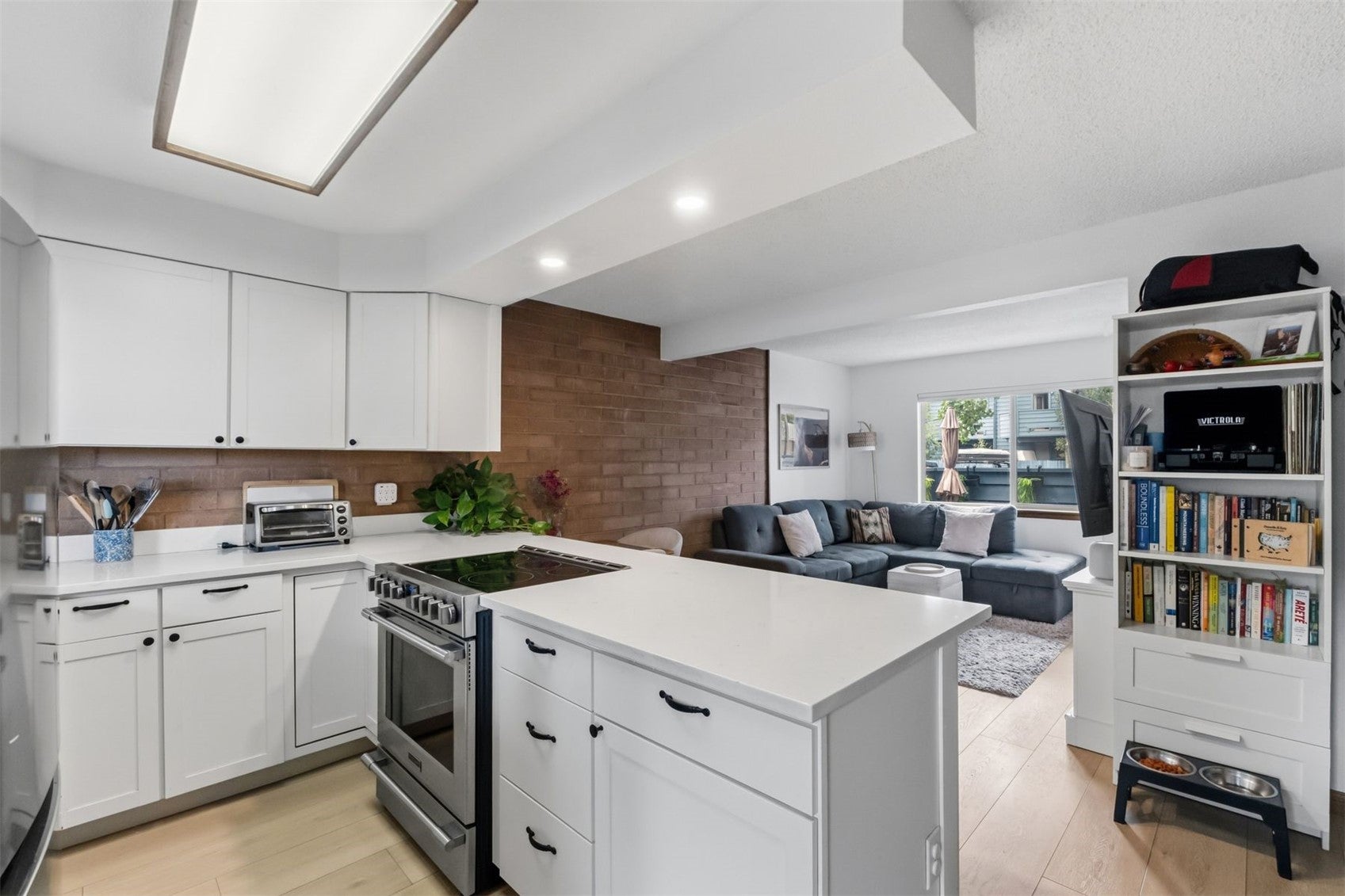 781 Rainbow Drive 781C — photo