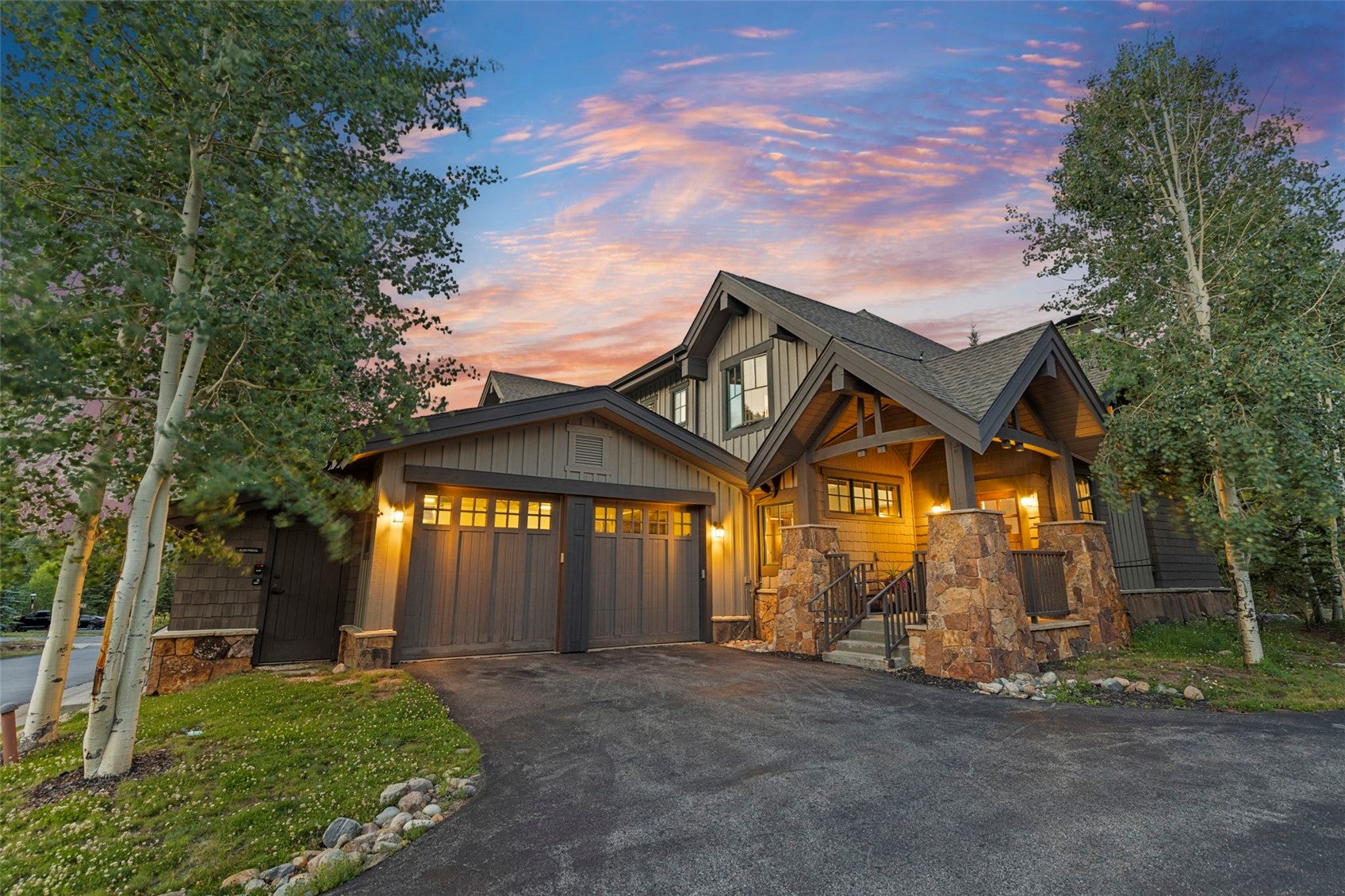 63 Mountain Thunder Drive 305 — photo
