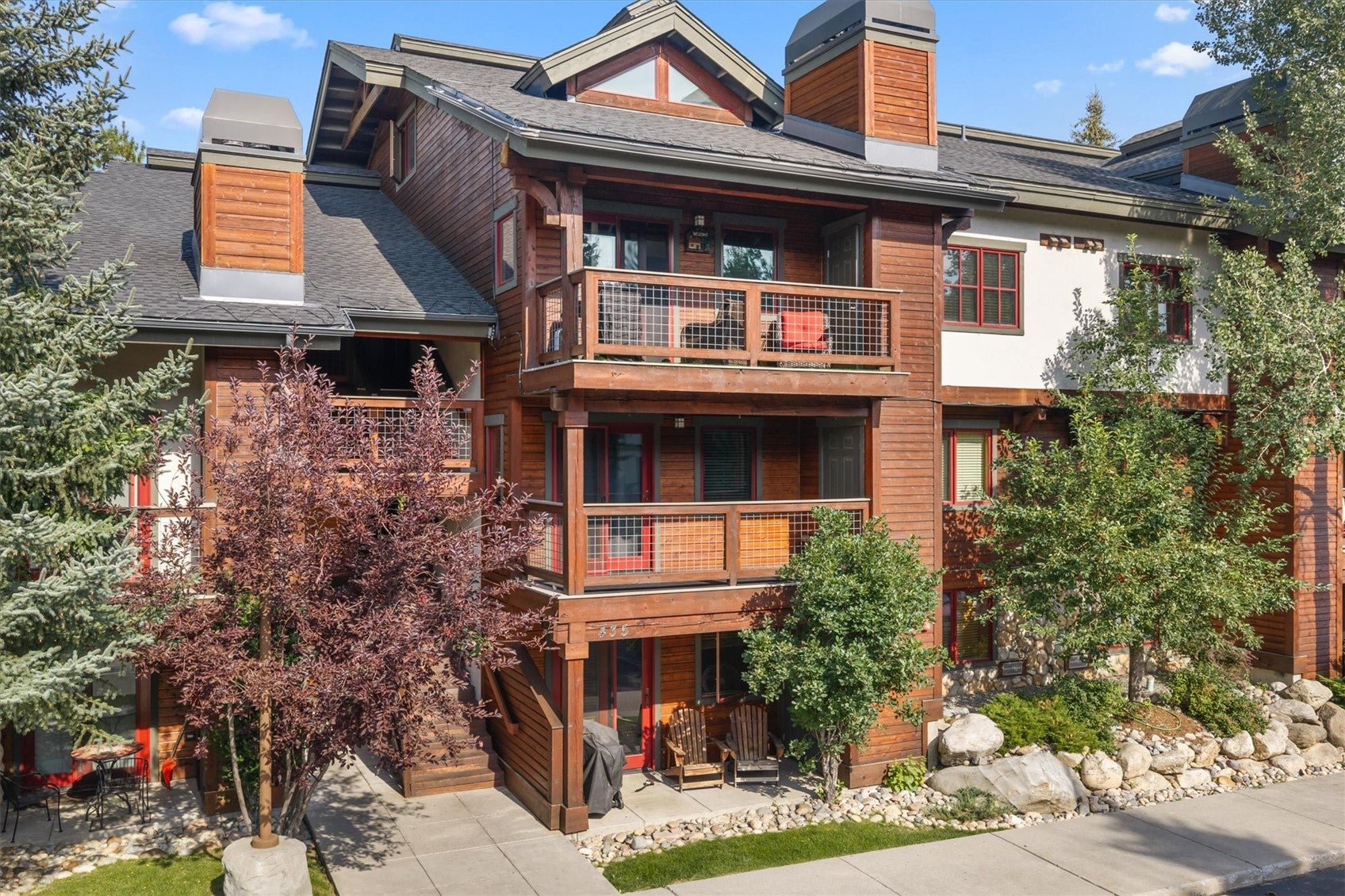 435 Ore House Plaza 202 — photo