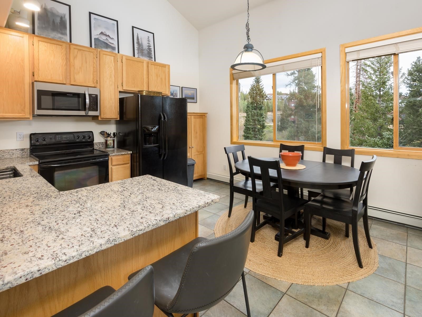 10000 Ryan Gulch Road 312 — photo